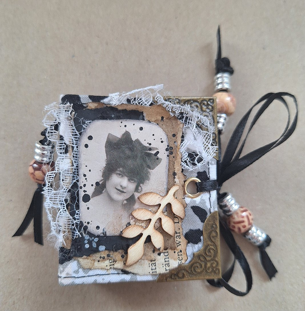 Mini Junk Journals
